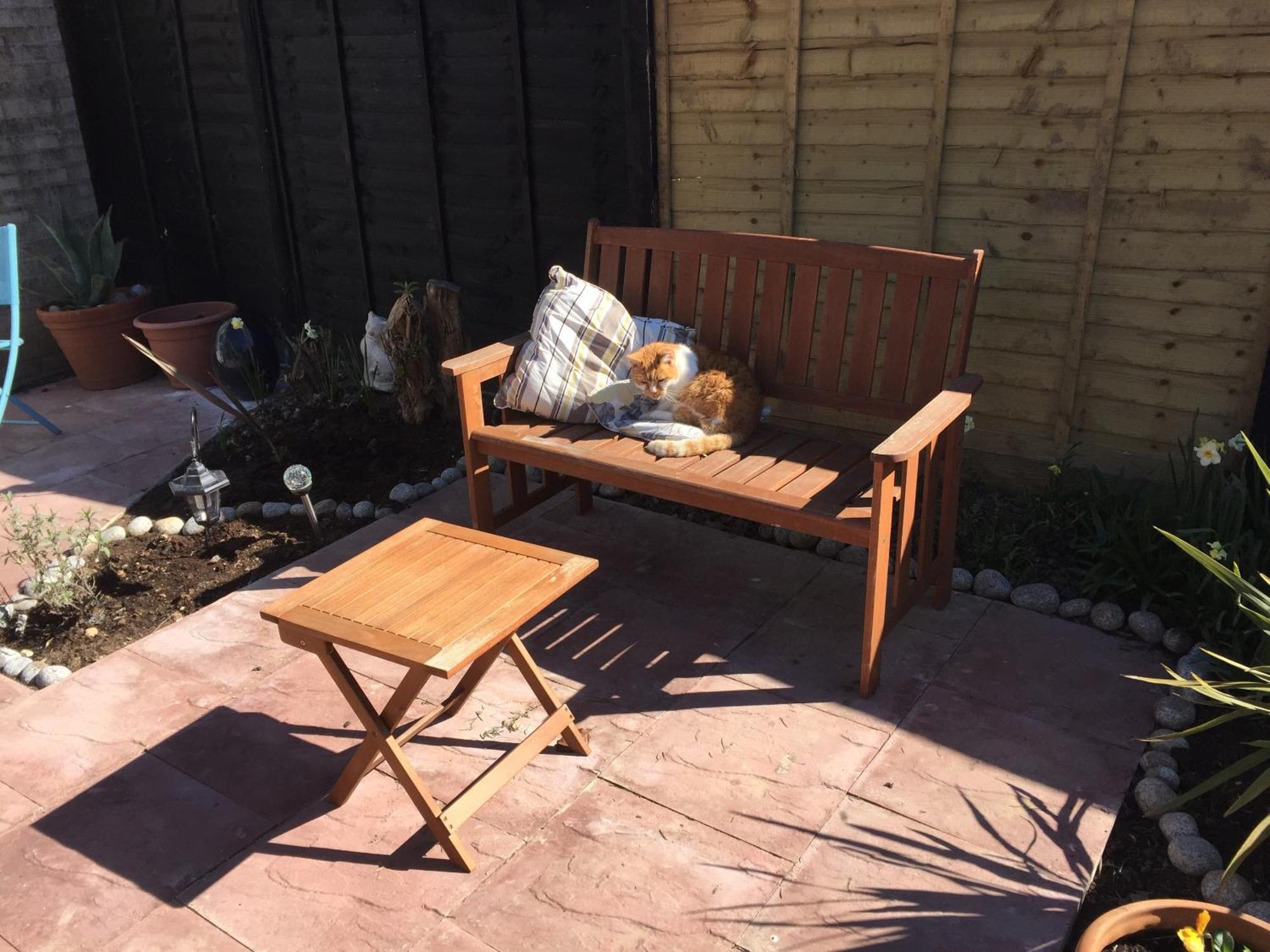 Basingstoke En Suite Room In Garden Annex Eksteriør bilde